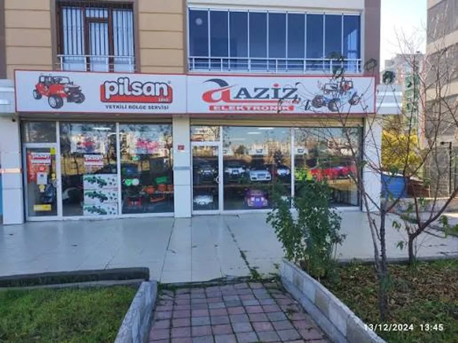 Aziz Elektronik servisinin dış cephesi